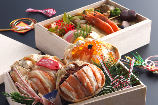 【7月1日販売開始】2027年 まるごと松葉がにミニおせち【伽羅沙(がらしゃ)】「二段重」※2026年12月30日着(配送時間指定不可)