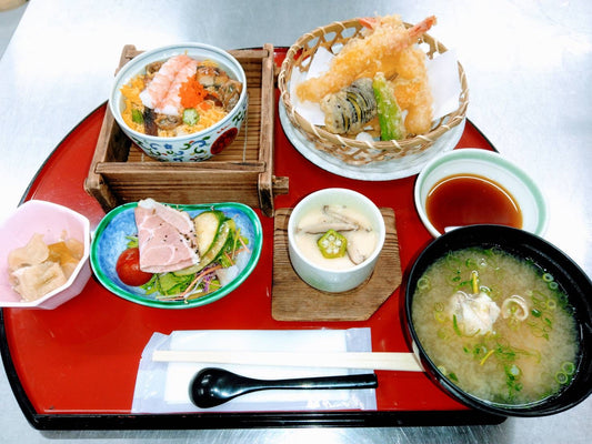 海鮮蒸し寿司御膳