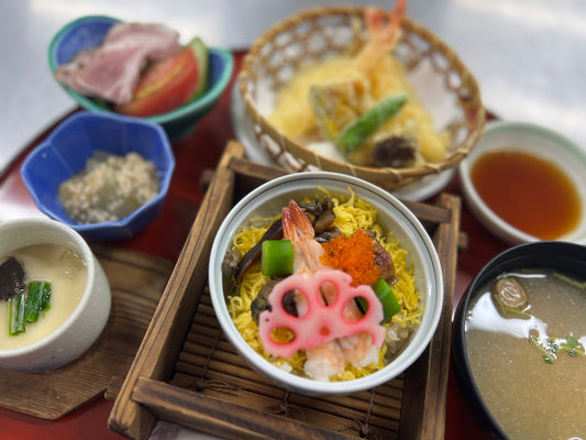 蒸し寿司御膳（平日限定）