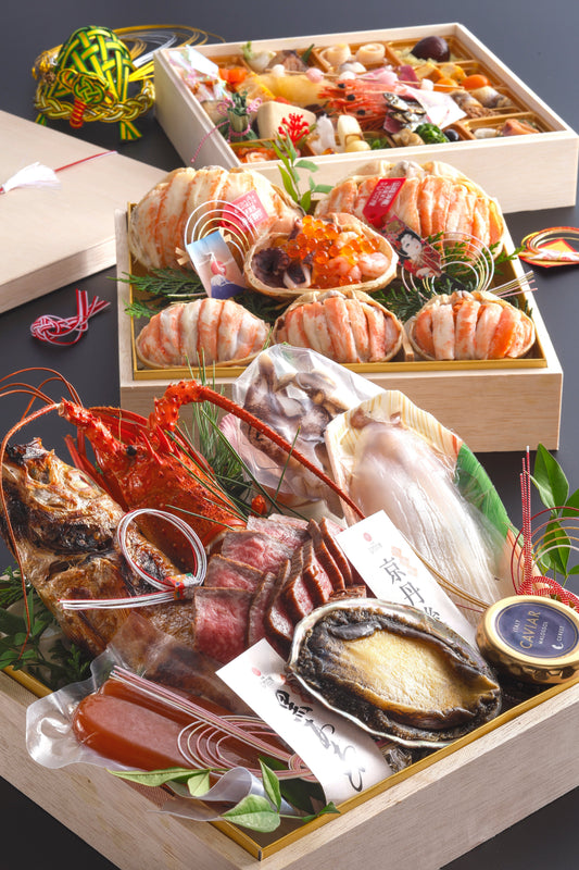 まるごと松葉がにおせちPREMIUM三段重　「宝寿丸」の豪華海宝箱のご紹介